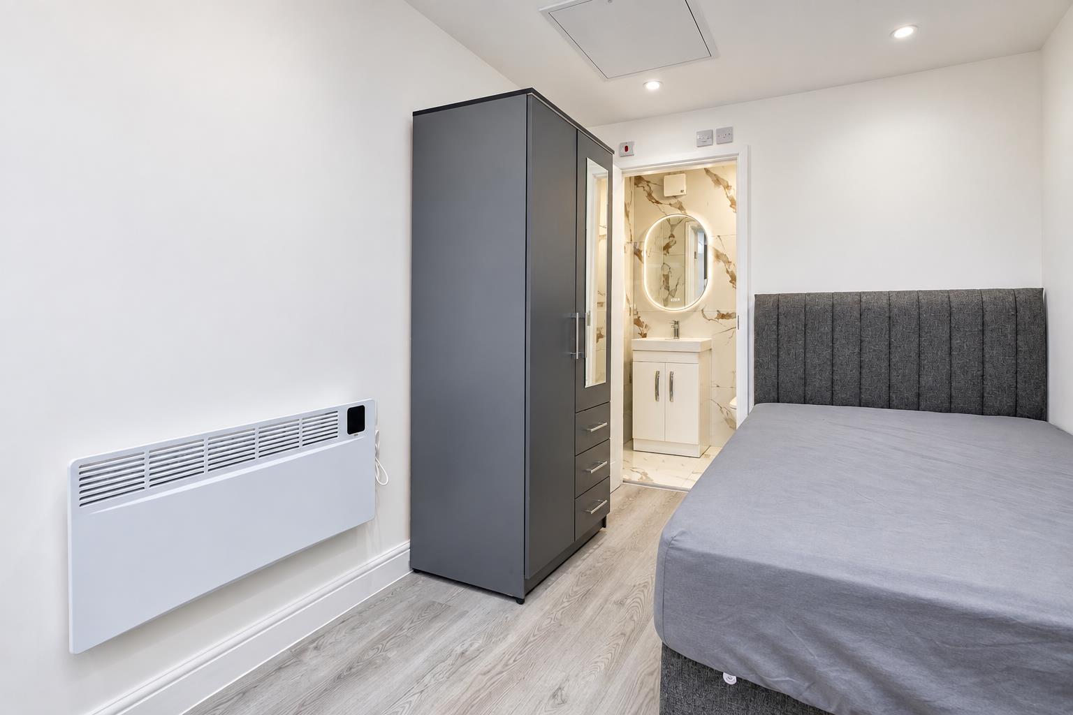 1 bed property in Kirkstall Place, Milton Keynes